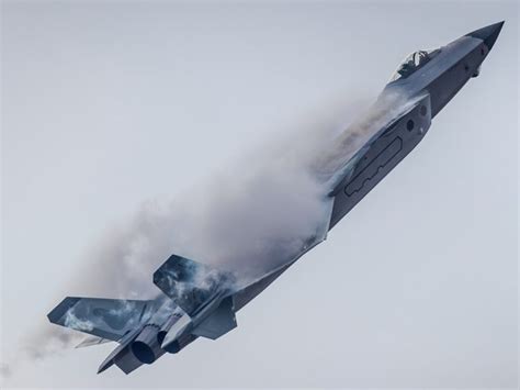 J-20’s engine cut out in a trial flight