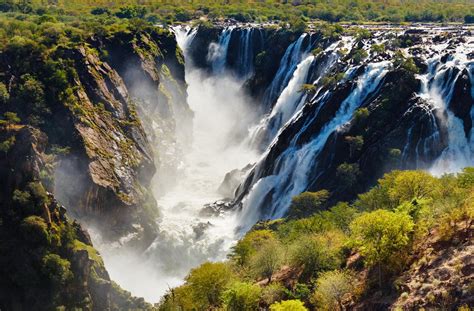 Informação para viajar em Angola | Lugares Incertos