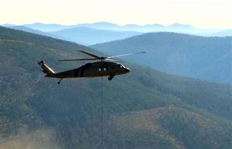 Idaho’s Lookout Pass Ski Resort Installs Lift Towers With Helicopter