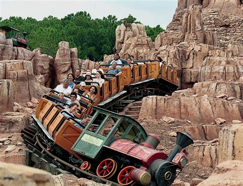 Big Thunder Mountain {run-away mining train}, Frontierland, Disneyland ...