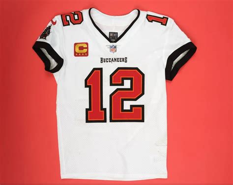 The football jersey Tom Brady wore on his final game is headed to ...