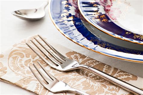 How to Set a Table: Guide to Silverware Placement