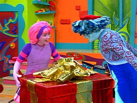 "The Doodlebops" A Happy Doodle Holiday (TV Episode 2005) - IMDb