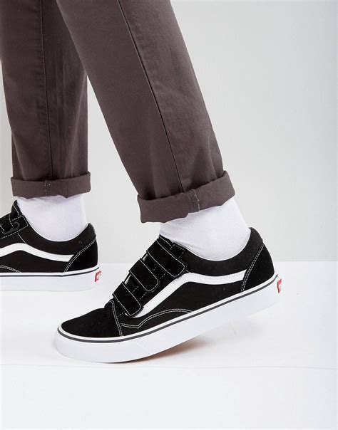 Vans Old Skool Velcro Sneakers In Black VA3D29OIU | ASOS | Velcro ...