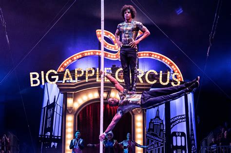 StageBuzz.com: Big Apple Circus - Thrills and Fun for All!