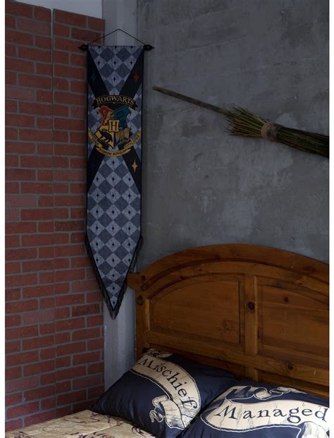 HARRY POTTER BEDDING SET | Hot Topic