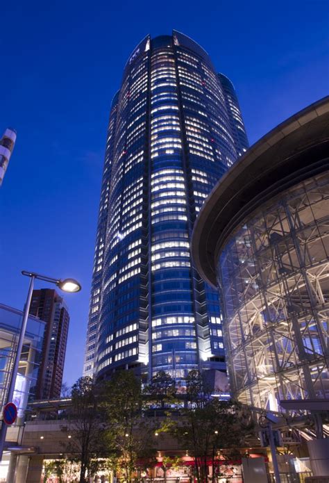 Roppongi: cosmopolitan, luxurious, and a lot of fun | The Official ...