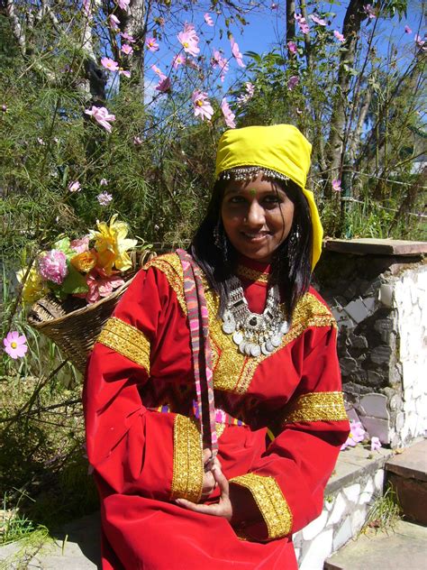 Sonia in traditional dress of Shimla | I love this photo!! a… | Flickr