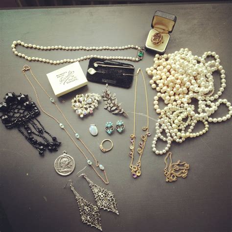 My Vintage Jewellery Collection • Vintage Frills