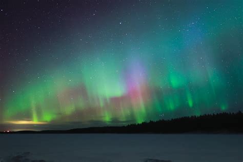 How to See the Northern Lights in Rovaniemi, Finland (Lapland)