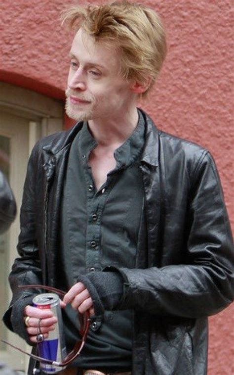 Macaulay Culkin Not Dead: Actor Reportedly Seen At Natalie Portman's ...