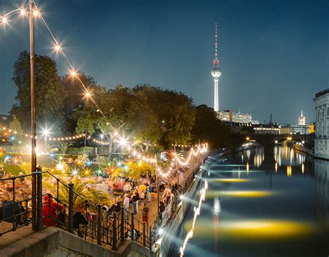 Berlin Nightlife | Things To Do in Berlin at Night | Big Bus Tours