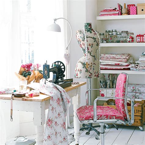 20 Pretty Sewing Room Ideas for An Inspiring Sewing Space - Harp Times