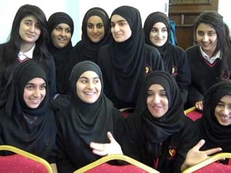 Batley Girls' High School students say thanks to the MCMV team - YouTube