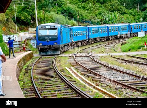 Train is coming to ohiya railway station, srilanka Stock Photo - Alamy