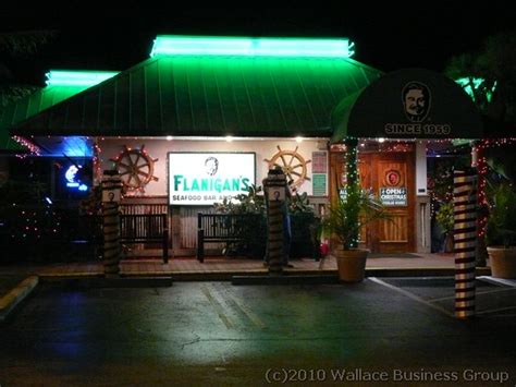 Flanigan's in Stuart: Come for Happy Hour, stay for the ribs! - JustRW ...