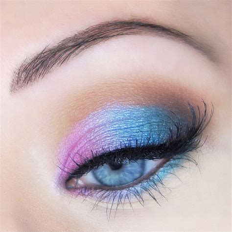 eyeshadow tutorial,eyeshadow ideas,eyeshadow for blue eyes,eyeshadow ...