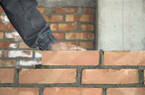 Bricklayer stock image. Image of house, apprenticeship - 2294493