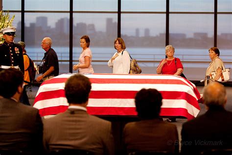 Ted Kennedy Lying in State » The In(-)Between