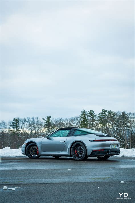 2023 Porsche 911 Targa 4 GTS Review - Yanko Design