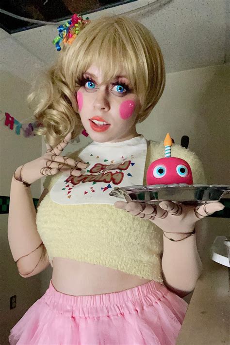 Toy Chica five Nights at Freddy's Cosplay Prints - Etsy