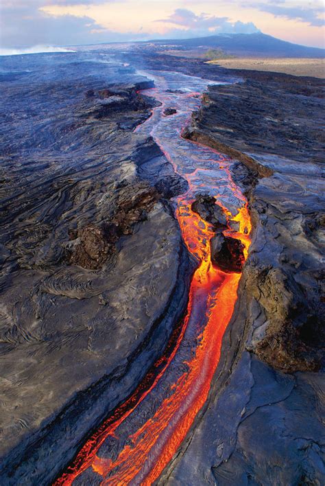 Mauna Loa Worlds largest volcano erupts