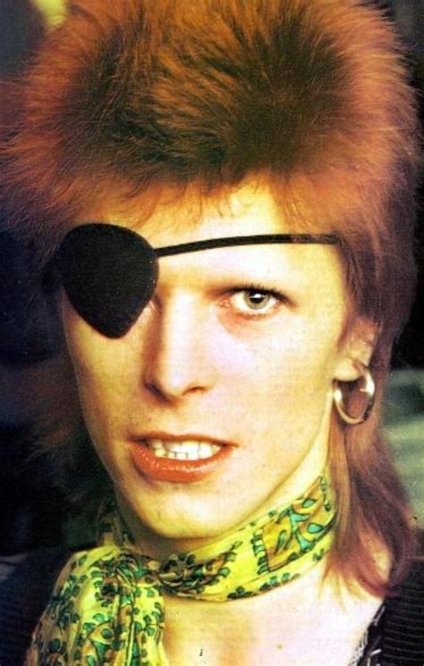 eyepatch | David bowie pictures, David bowie ziggy stardust, David bowie