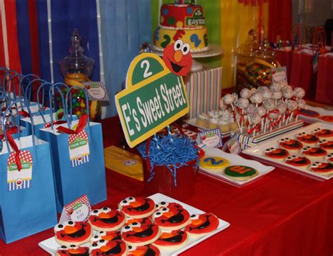 Sesame Street, Elmo / Birthday "Easton's 2nd Elmo Birthday Party ...