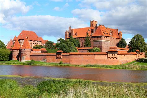 Malbork Castle | History, Description, & Facts | Britannica