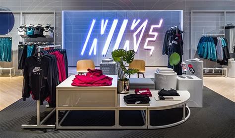 Unicenter. Provincia de Buenos Aires, ARG. Nike.com AR