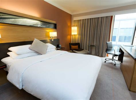 London Gatwick Airport hotels informations - Airportinfo24.com