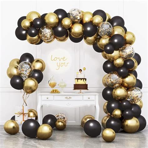 Black and Gold Party Decorations