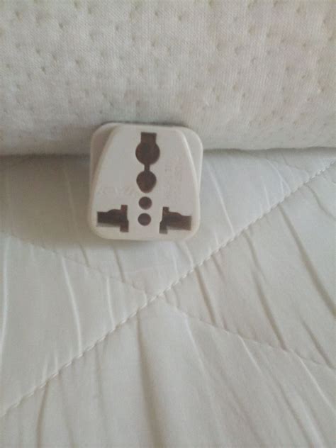 Plug adaptor UK to Philippines - British Expats