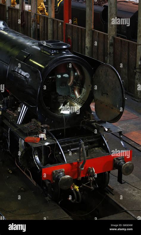 Flying Scotsman restoration Stock Photo - Alamy