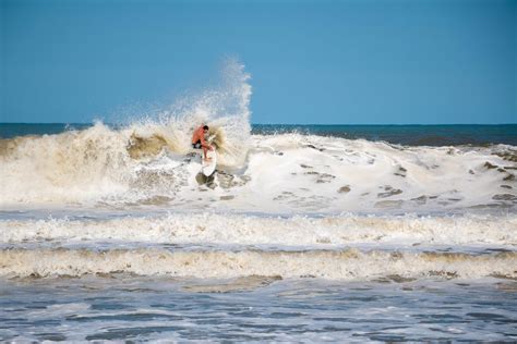 Outer Banks Surfing Guide | Surf Report, Lesson Info & More | Twiddy Blog