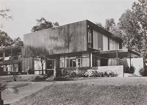 Exterior photographs, house for Wee Cho Yaw (1961), Jalan Asuhan ...