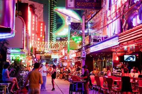 Nightlife in Bangkok - Bangkok travel guide – Go Guides