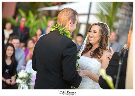 Wedding at Royal Hawaiian Hotel - Waikiki | RIGHT FRAME PHOTOGRAPHY