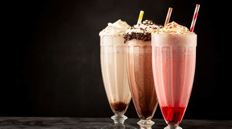 20 Best Ingredients To Add To Your Milkshakes