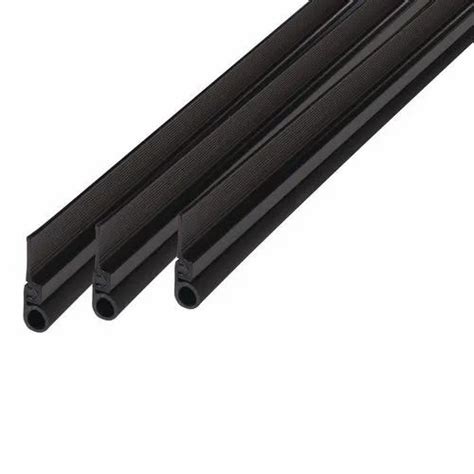 Rubber Door Gasket, Thickness: 10 Mm at Rs 1000/piece in Mumbai | ID ...