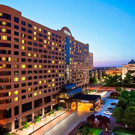 THE 10 CLOSEST Hotels to Indiana Convention Center, Indianapolis