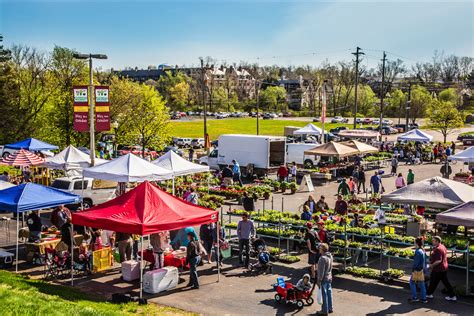 Downtown Rochester Farmers Market - Michigan Farm Fun