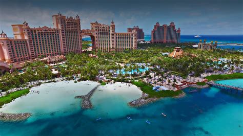 Top 12 Places to Visit in the Bahamas - The LowDown Under