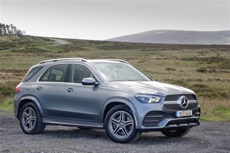 Mercedes-Benz GLE 300 d 4Matic (2019) | Reviews | Complete Car