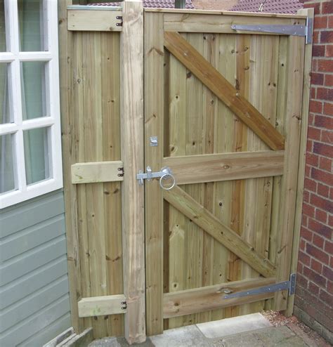 reverse of glemham gate and side panel | Wooden garden gate, Wood gate ...