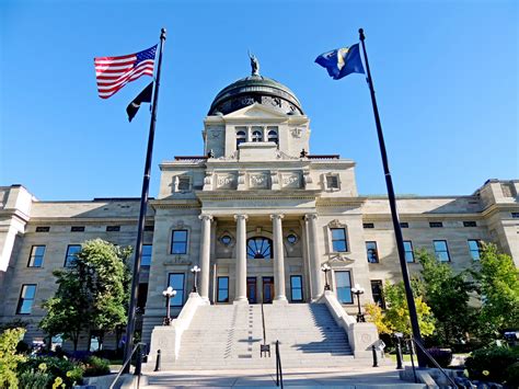 Montana State Capitol Building - Helena, MT - Lucky 7 on Waymarking.com