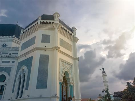 Medan, Indonesia March 2023 - Al-Mashun Grand Mosque in the city of ...