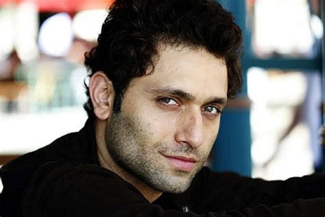 Shiney Ahuja : Biography, Age, Movies, Family, Photos, Latest News ...