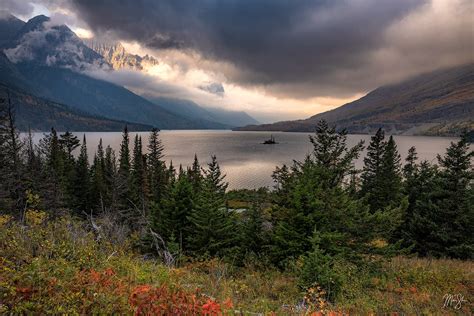 St Mary Lake Sunrise | St. Mary Lake, Glacier National Park, Montana ...