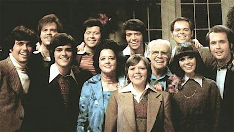 The Osmond family. Alan, Merrill, Donny, Wayne, Mother Olive, Jimmy ...